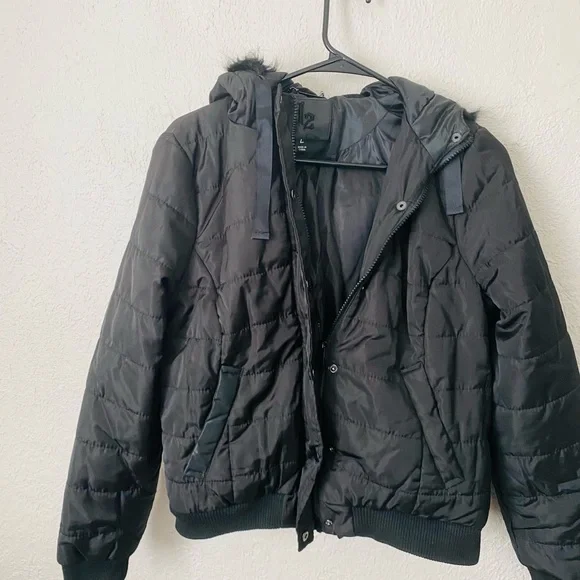 JouJou women’s faux fur lined hooded down jacket - Picture 5 of 16